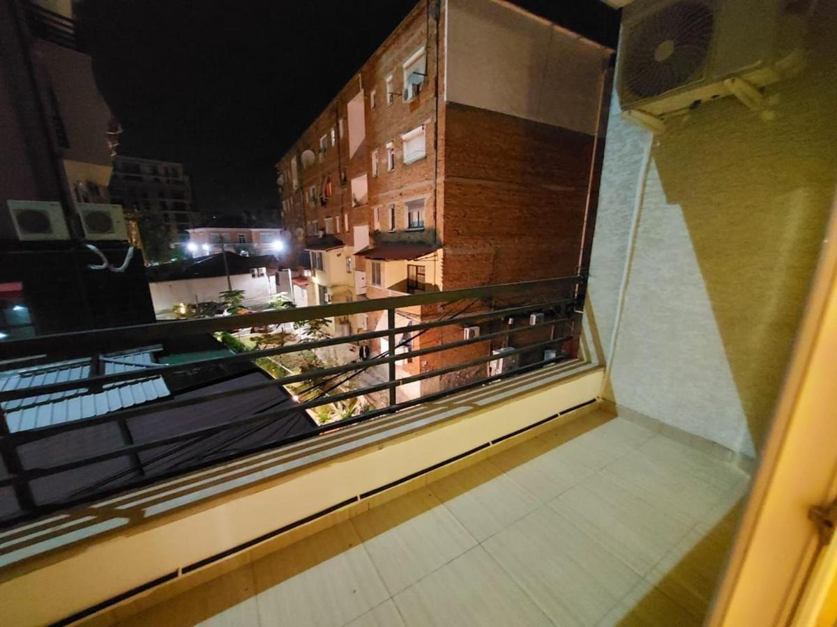 Cafi Apartments Tirana Exterior foto